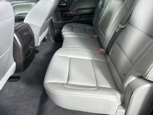 Used 2018 GMC Sierra 1500 SLT image 17