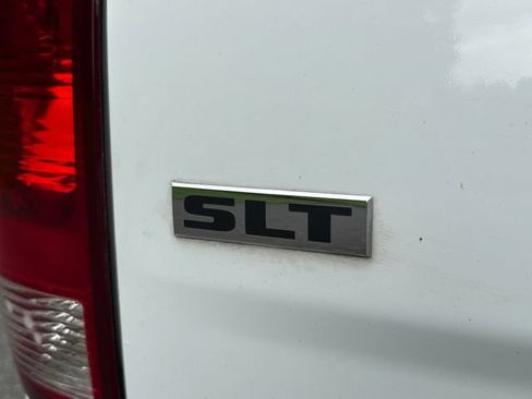 Used 2016 RAM 1500 Classic SLT AWD/4WD image 21