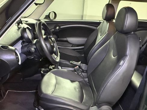 Used 2012 MINI Cooper Hardtop image 8