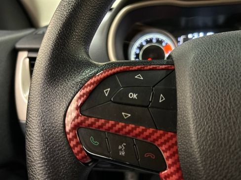 Used 2016 Jeep Cherokee Sport FWD image 20