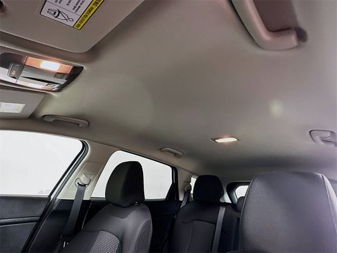 Used 2026 Kia Sportage LX image 11