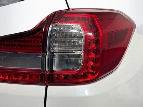 Used 2022 Subaru Ascent Limited w/ Technology Package image 38