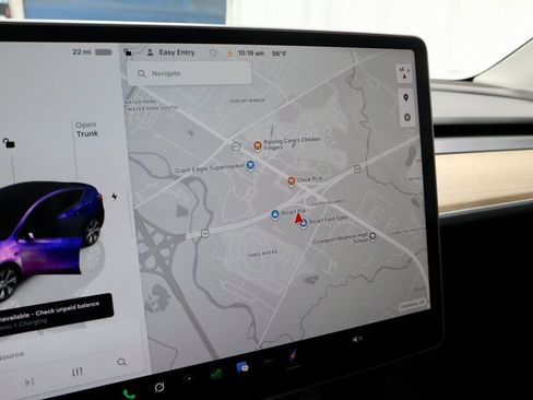 Used 2024 Tesla Model Y Long Range AWD/4WD image 3