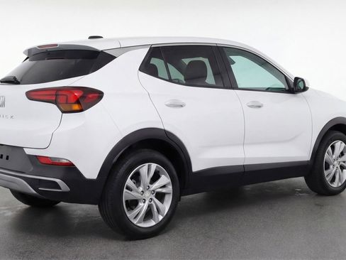 Used 2025 Buick Encore GX Preferred image 9