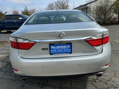 Used 2013 Lexus ES 350 w/ Luxury Pkg FWD image 5