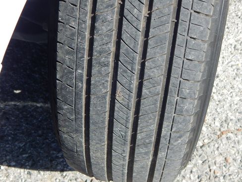 Used 2023 Ford F150 XLT w/ Trailer Tow Package image 25