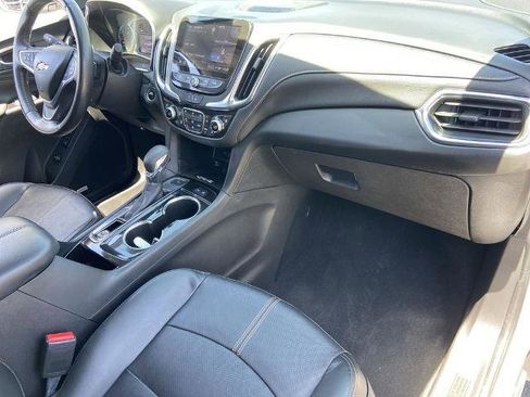 Used 2022 Chevrolet Equinox Premier AWD/4WD image 26