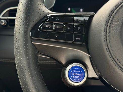 Certified 2024 Maserati Grecale GT image 36