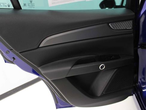 Used 2023 Maserati Grecale GT image 35