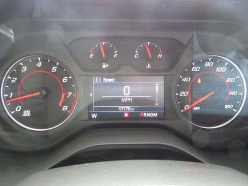 Used 2023 Chevrolet Camaro LT w/ Technology Package image 29