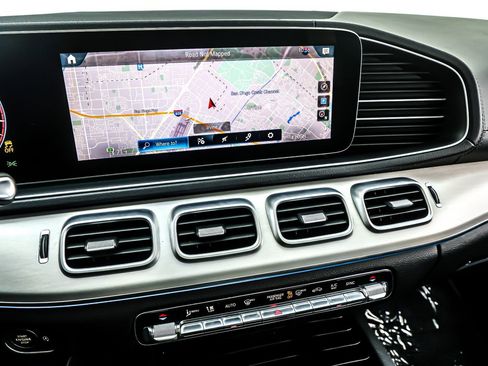 Used 2020 Mercedes-Benz GLS 580 4MATIC image 21