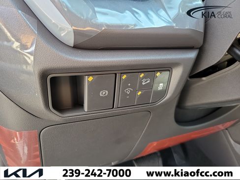New 2027 Kia Seltos S FWD image 21