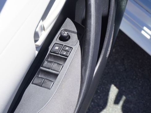 Used 2023 Toyota Corolla LE image 16