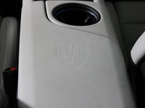 Used 2023 Porsche Taycan w/ Premium Package image 31