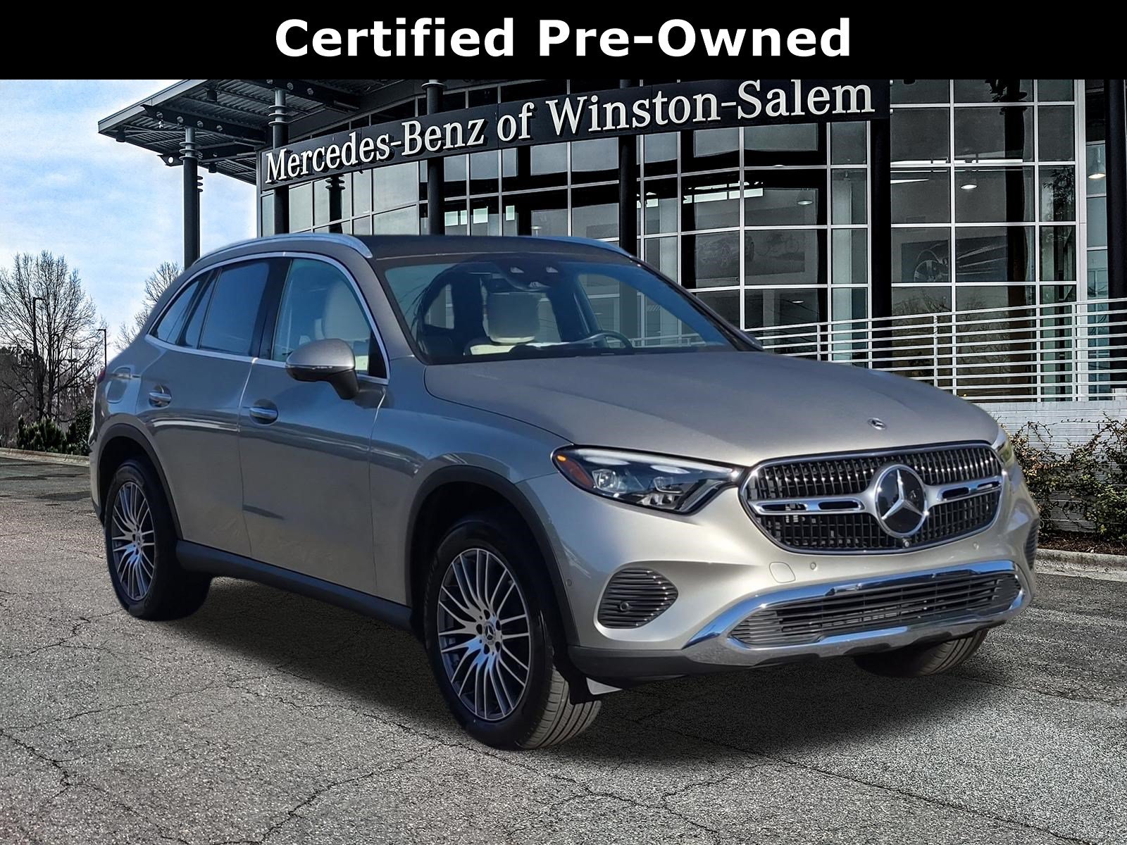 Used 2024 Mercedes-Benz GLC 300 4MATIC image 1