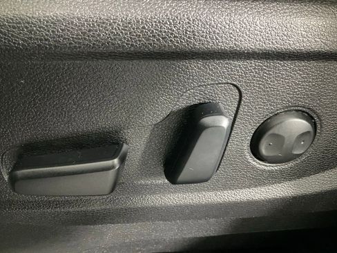 Used 2021 Kia Telluride EX image 24