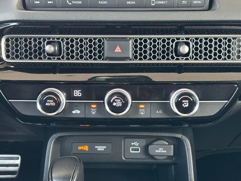 Used 2023 Honda Civic Sport image 15