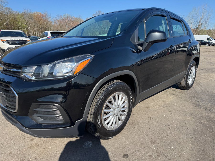 Used 2017 Chevrolet Trax LS w/ Air And Auto Package FWD image 9