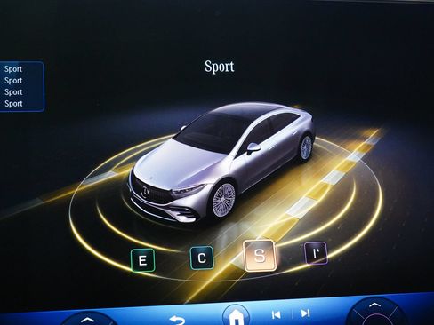 Certified 2023 Mercedes-Benz EQS 580 4MATIC Sedan image 23