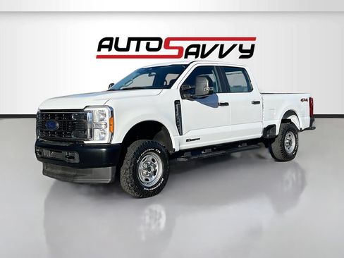 Used 2024 Ford F250 XL AWD/4WD image 3