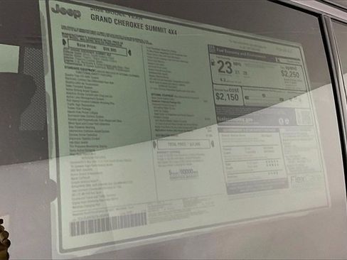 New 2026 Jeep Grand Cherokee Summit image 14