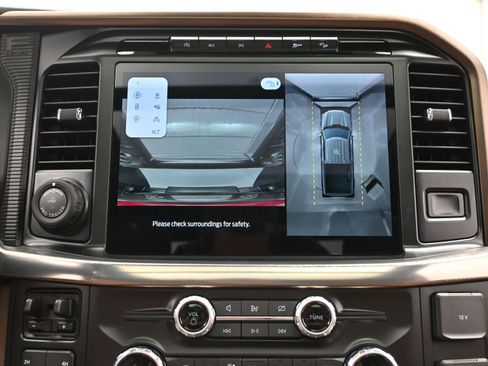 Used 2024 Ford F150 King Ranch w/ FX4 Off-Road Package image 32