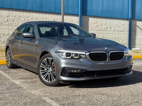 Used 2017 BMW 530i xDrive image 3