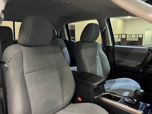 Used 2019 Toyota Tacoma SR5 image 14