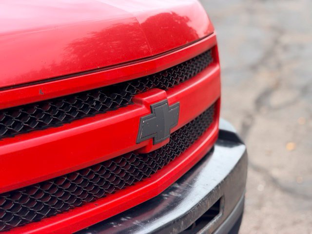 Used 2010 Chevrolet Silverado 1500 W/T RWD image 16