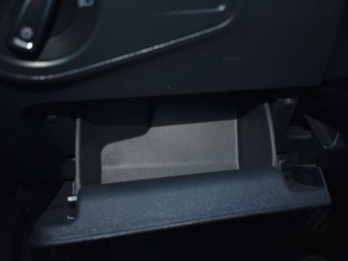 Used 2023 Volkswagen Tiguan SE image 20