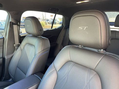 Used 2024 Buick Envista Sport Touring w/ Convenience I Package image 23