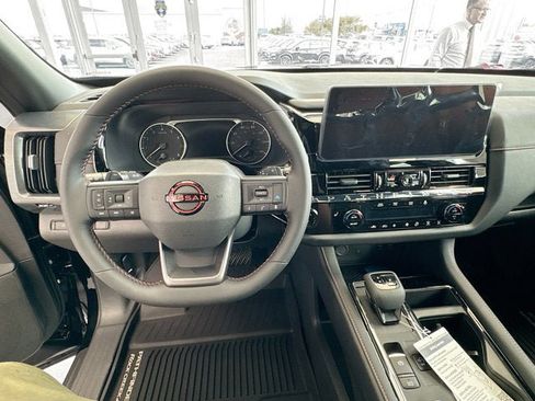 New 2026 Nissan Pathfinder Rock Creek w/ Rock Creek Premium Package AWD/4WD image 11