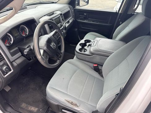 Used 2018 RAM 1500 Express w/ Express Value Package AWD/4WD image 10