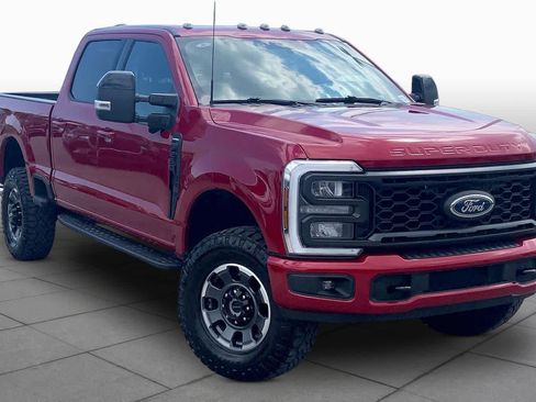 Certified 2024 Ford F250 Lariat w/ Tremor Off-Road Package AWD/4WD image 3