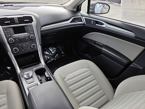 Used 2018 Ford Fusion S image 17