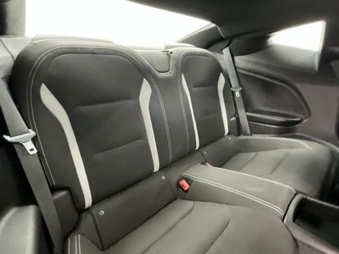 Used 2022 Chevrolet Camaro LT RWD image 14