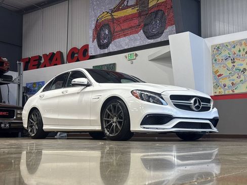 Used 2017 Mercedes-Benz C 63 AMG Sedan image 38