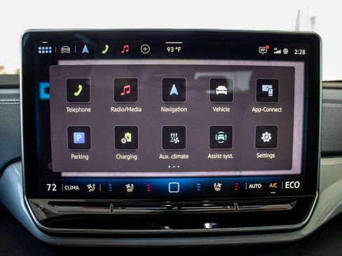 New 2025 Volkswagen ID.4 Pro S Plus image 38