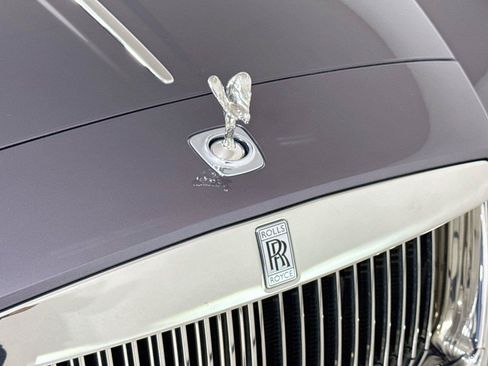 Used 2019 Rolls-Royce Ghost RWD image 38