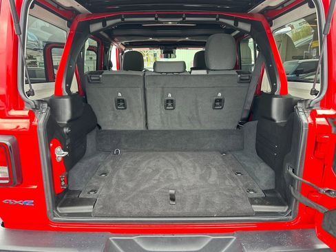 Used 2025 Jeep Wrangler Unlimited Sport S 4xe image 21