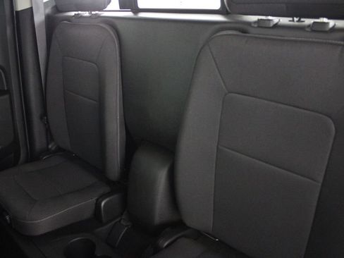 Used 2016 Chevrolet Colorado LT w/ LT Convenience Package RWD image 18