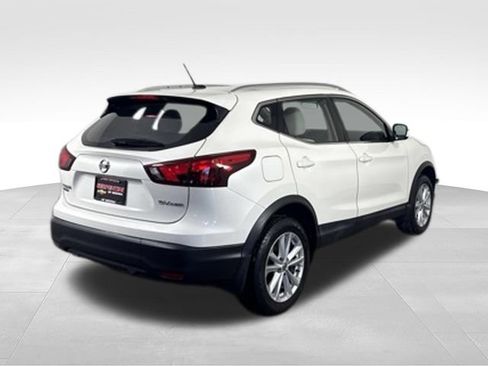 Used 2018 Nissan Rogue Sport SV AWD/4WD image 9