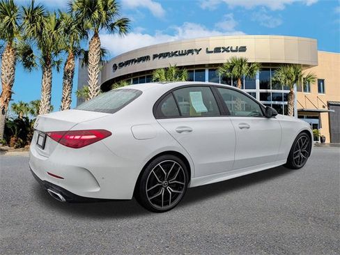 Used 2024 Mercedes-Benz C 300 Sedan image 5