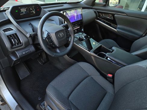 Used 2024 Toyota bZ4X Limited image 8