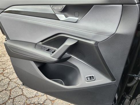 New 2026 Volkswagen Tiguan SE R-Line image 21