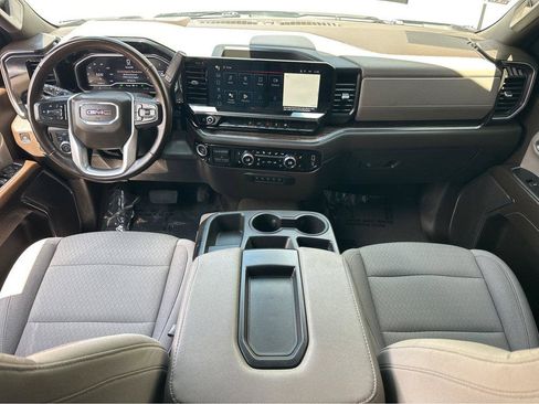 Used 2024 GMC Sierra 2500 SLE w/ SLE Value Package; AWD/4WD image 4
