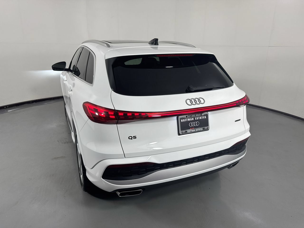 Used 2025 Audi Q5 Premium Plus w/ Premium Plus AWD/4WD image 32