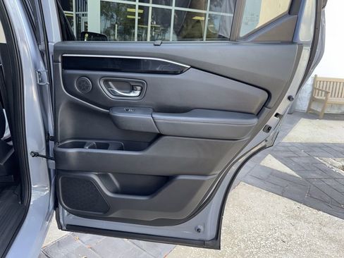 Used 2023 Honda Pilot Touring image 22