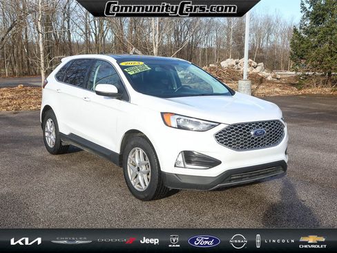 Used 2023 Ford Edge SEL w/ Convenience Package image 9