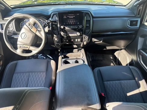 Used 2024 Nissan Titan SV w/ SV Bronze Edition Package image 20